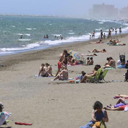 Apartamento En Calle Mendoza - Zona Huelin & 300 Mts De La Playa Apartman Málaga Kültér fotó