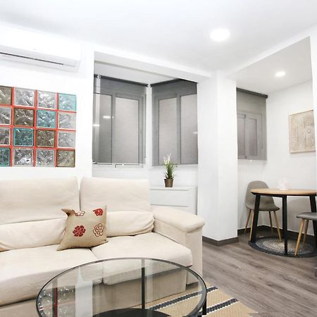 Apartamento En Calle Mendoza - Zona Huelin & 300 Mts De La Playa Apartman Málaga Kültér fotó