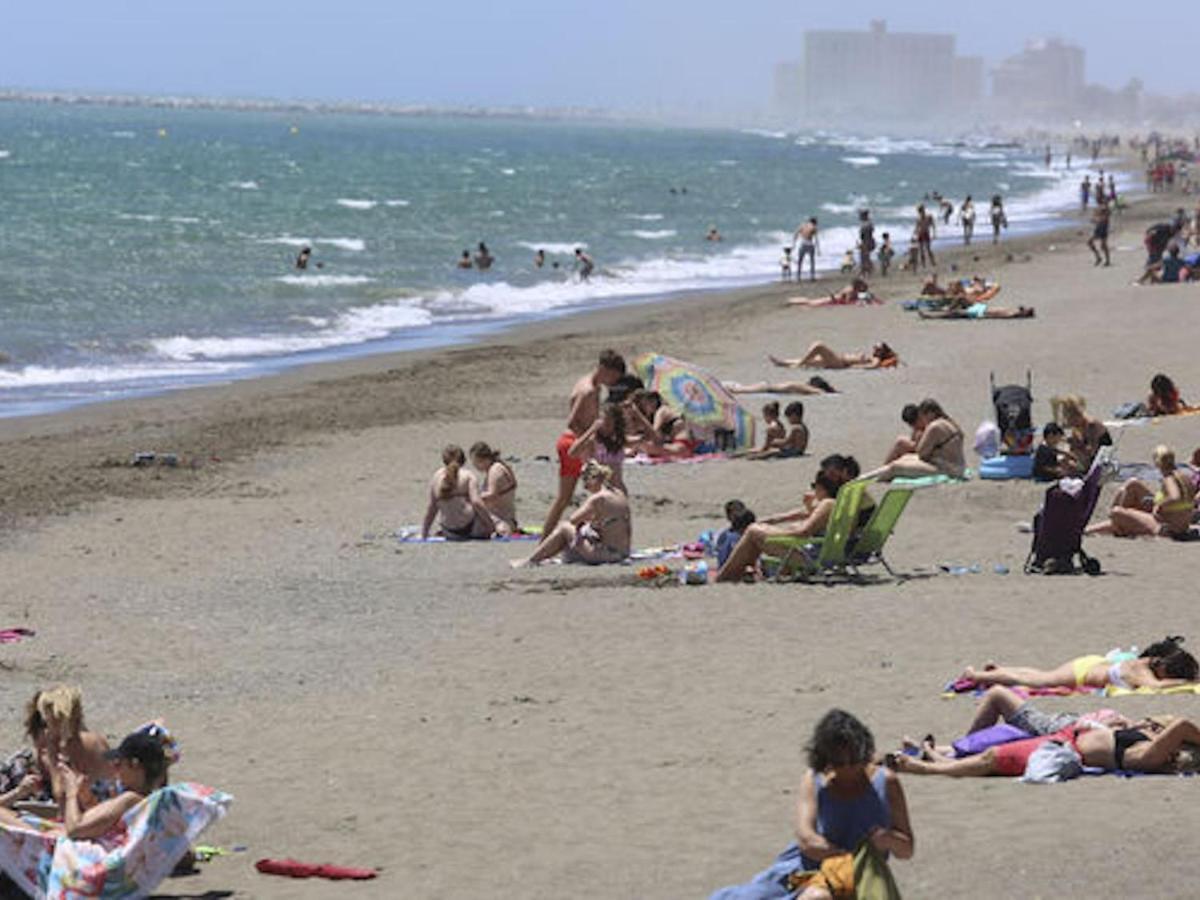 Apartamento En Calle Mendoza - Zona Huelin & 300 Mts De La Playa Apartman Málaga Kültér fotó
