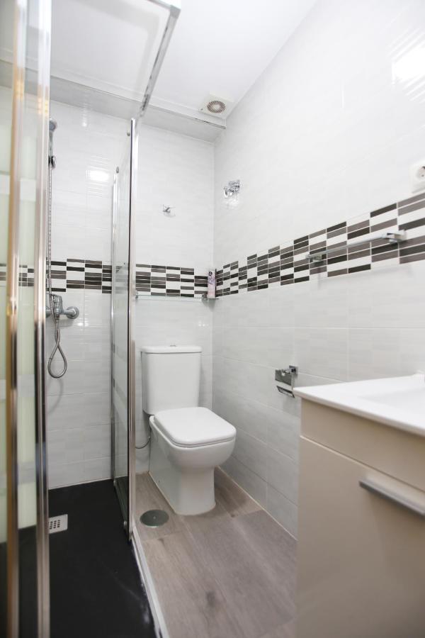 Apartamento En Calle Mendoza - Zona Huelin & 300 Mts De La Playa Apartman Málaga Kültér fotó
