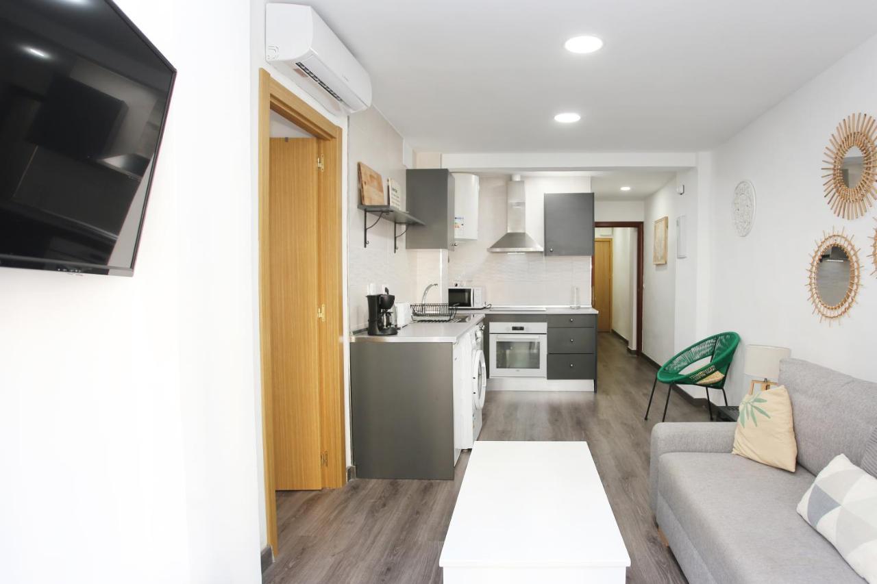 Apartamento En Calle Mendoza - Zona Huelin & 300 Mts De La Playa Apartman Málaga Kültér fotó
