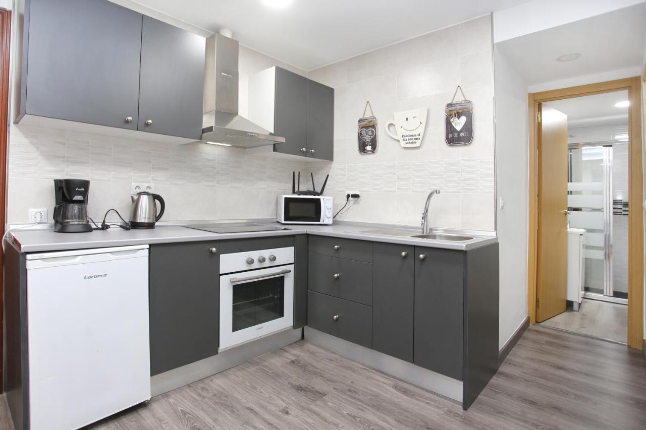 Apartamento En Calle Mendoza - Zona Huelin & 300 Mts De La Playa Apartman Málaga Kültér fotó